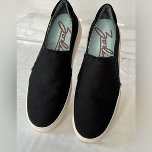 Zodiac Jasmin Black Canvas Slip-on Sneaker w/ Fringe Accent Women’s size 9